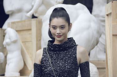 Video: Chanel Cruise collection 2017/18 in Chengdu